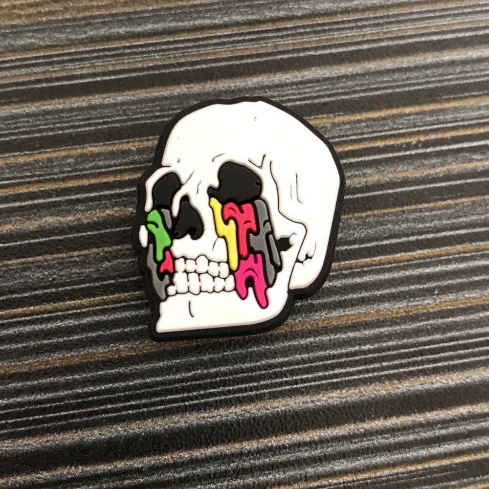 10/$13 Cool Skull Crocs Charm